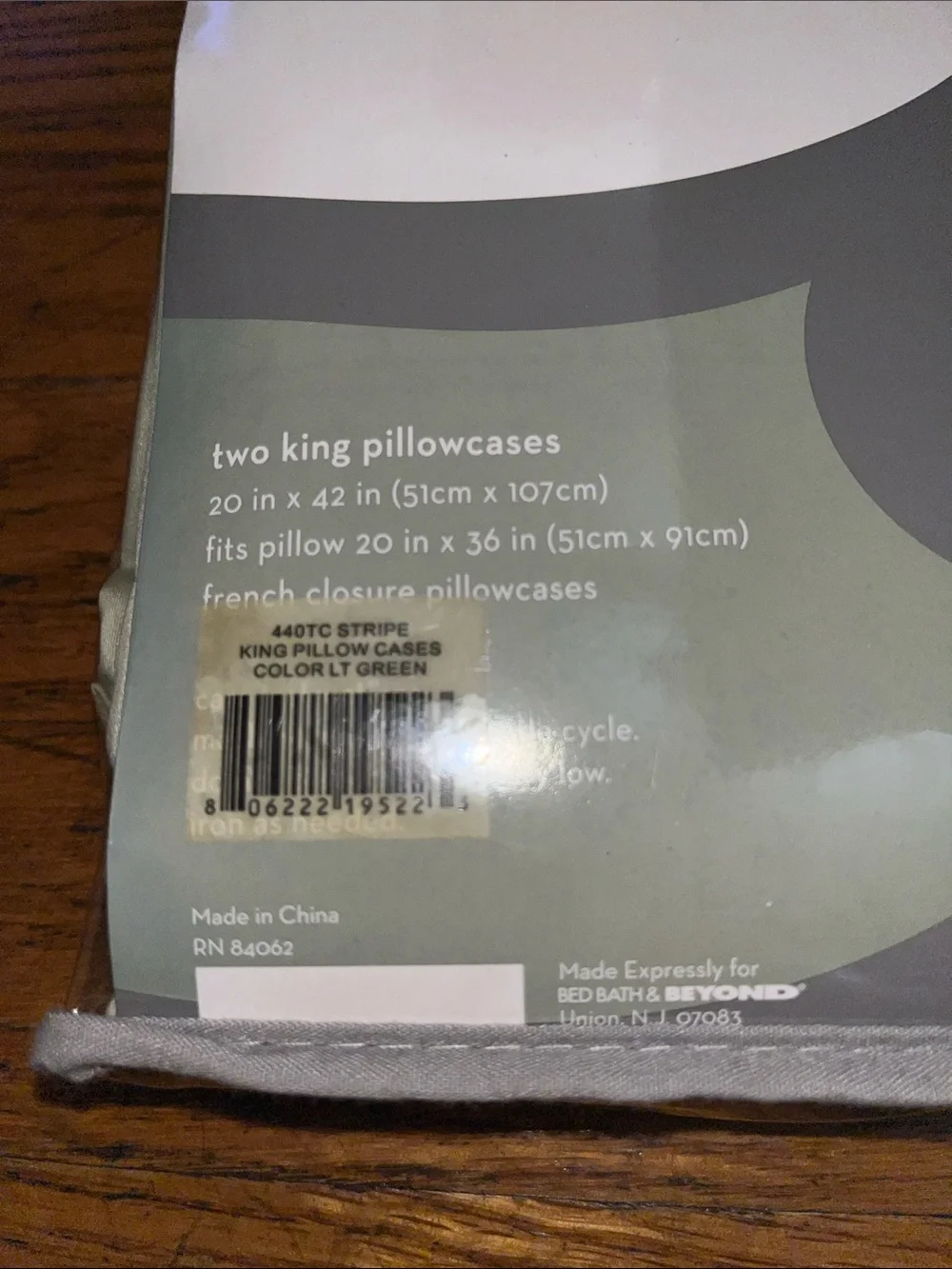 NWT Bed Bath & Beyond 440 Thread Count King Sateen Pillowcases Set of Two -